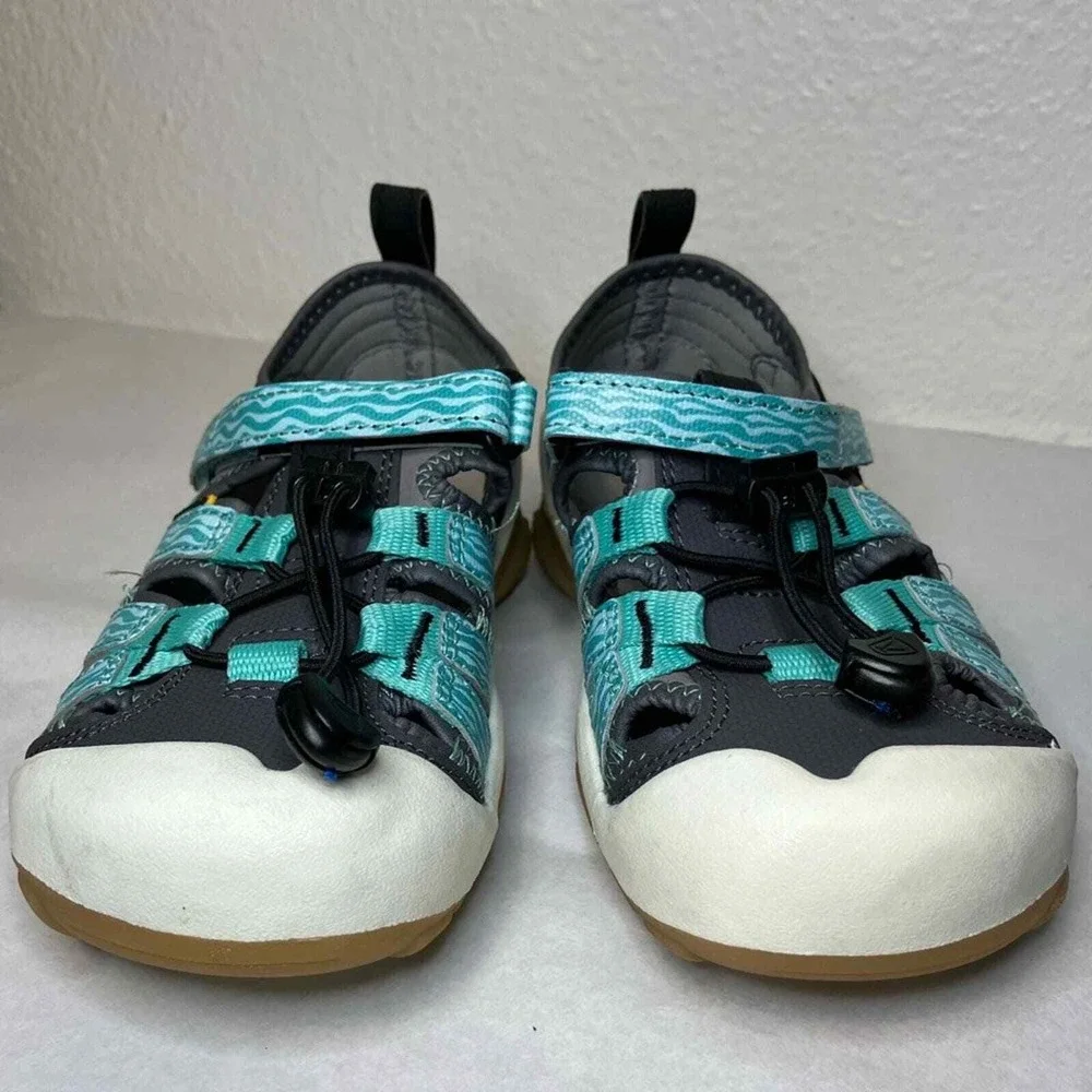 New Keen Knotch Creek Kids‎ Sandals Closed Toed Hiking Water Blue play camping